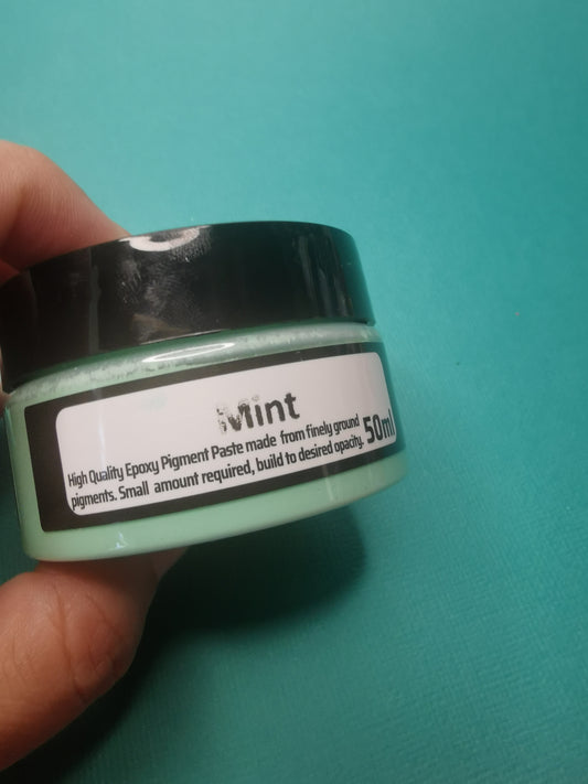 DESTASH - Just Resin Mint